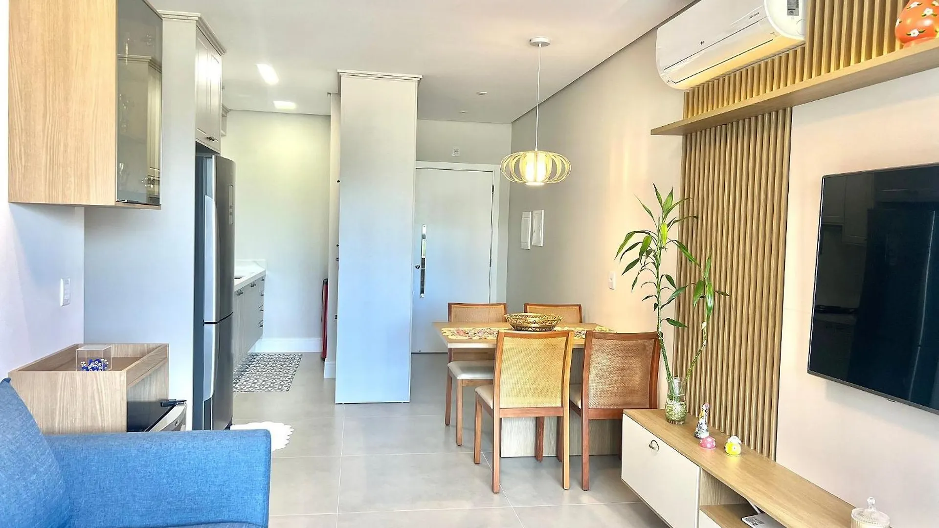 شقة Lindo Apartamento! 100M Da Praia Grande! Ec01I جوفيرنادور سيلسو راموس البرازيل